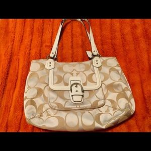 Coach shoulder bag- white